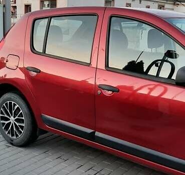 Красный Дачия Сандеро, объемом двигателя 1.2 л и пробегом 132 тыс. км за 4500 $, фото 7 на Automoto.ua