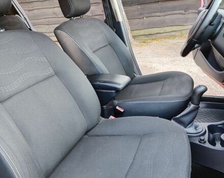 Красный Дачия Сандеро, объемом двигателя 6 л и пробегом 157 тыс. км за 6350 $, фото 7 на Automoto.ua