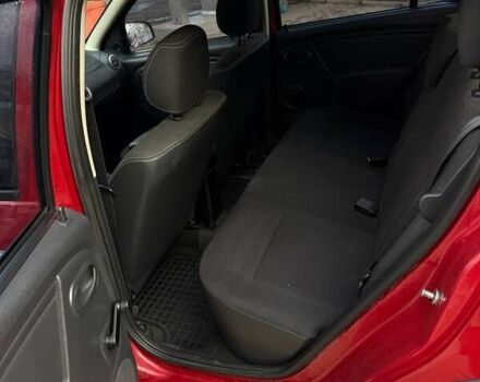 Червоний Дачія Sandero, об'ємом двигуна 1.6 л та пробігом 157 тис. км за 6750 $, фото 6 на Automoto.ua