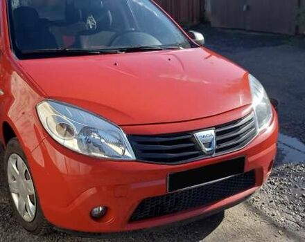 Красный Дачия Сандеро, объемом двигателя 1.2 л и пробегом 168 тыс. км за 4250 $, фото 2 на Automoto.ua