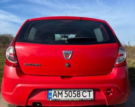 Красный Дачия Сандеро, объемом двигателя 1.2 л и пробегом 168 тыс. км за 4850 $, фото 1 на Automoto.ua