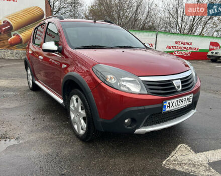 Красный Дачия Сандеро, объемом двигателя 1.6 л и пробегом 100 тыс. км за 6700 $, фото 1 на Automoto.ua