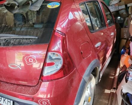 Красный Дачия Сандеро, объемом двигателя 1.6 л и пробегом 170 тыс. км за 2450 $, фото 2 на Automoto.ua