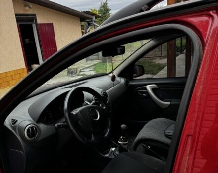 Красный Дачия Сандеро, объемом двигателя 1.5 л и пробегом 210 тыс. км за 6200 $, фото 4 на Automoto.ua