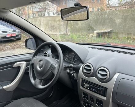 Красный Дачия Сандеро, объемом двигателя 1.6 л и пробегом 172 тыс. км за 6799 $, фото 9 на Automoto.ua