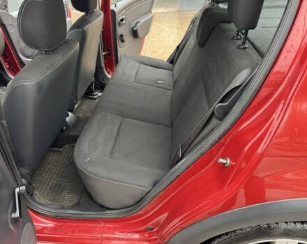 Красный Дачия Сандеро, объемом двигателя 1.6 л и пробегом 185 тыс. км за 7350 $, фото 7 на Automoto.ua