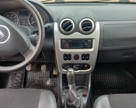 Красный Дачия Сандеро, объемом двигателя 1.6 л и пробегом 162 тыс. км за 6400 $, фото 7 на Automoto.ua