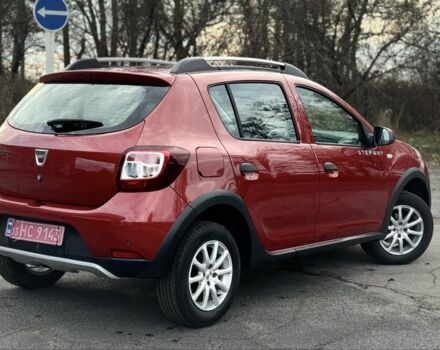 Красный Дачия Сандеро, объемом двигателя 1.5 л и пробегом 220 тыс. км за 7999 $, фото 3 на Automoto.ua
