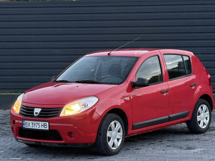 Дачия Сандеро 2008 в Каменце-Подольском на Automoto.ua Красный Дачия Сандеро, объемом двигателя 1.39 л и пробегом 175 тыс. км за 3850 $, фото 1 на Automoto.ua