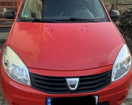 Красный Дачия Сандеро, объемом двигателя 1.4 л и пробегом 200 тыс. км за 5000 $, фото 1 на Automoto.ua