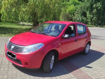 Червоний Дачія Sandero, об'ємом двигуна 1.4 л та пробігом 243 тис. км за 4500 $, фото 1 на Automoto.ua