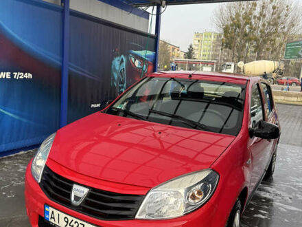 Дачія Sandero 2009 у Львові на Automoto.ua Червоний Дачія Sandero, об'ємом двигуна 1.15 л та пробігом 171 тис. км за 5500 $, фото 1 на Automoto.ua