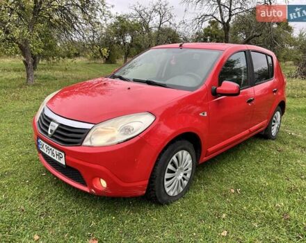 Красный Дачия Сандеро, объемом двигателя 1.4 л и пробегом 175 тыс. км за 3650 $, фото 1 на Automoto.ua