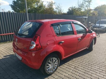 Красный Дачия Сандеро, объемом двигателя 0 л и пробегом 224 тыс. км за 3400 $, фото 1 на Automoto.ua