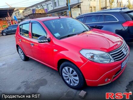 Дачія Sandero 2009 у Вінниці на Automoto.ua Червоний Дачія Sandero, об'ємом двигуна 1.4 л та пробігом 125 тис. км за 3900 $, фото 1 на Automoto.ua