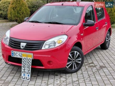 Червоний Дачія Sandero, об'ємом двигуна 1.4 л та пробігом 103 тис. км за 4499 $, фото 1 на Automoto.ua