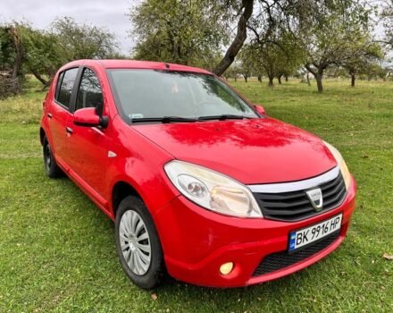 Червоний Дачія Sandero, об'ємом двигуна 1.4 л та пробігом 175 тис. км за 4100 $, фото 1 на Automoto.ua