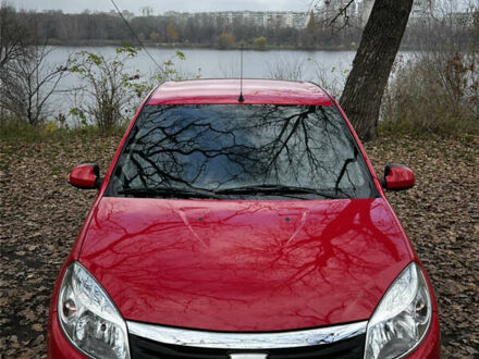 Красный Дачия Сандеро, объемом двигателя 1.4 л и пробегом 152 тыс. км за 4500 $, фото 1 на Automoto.ua