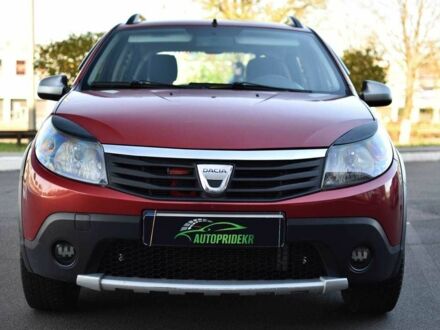 Дачія Sandero 2011 у Кривому Розі на Automoto.ua Червоний Дачія Sandero, об'ємом двигуна 1.6 л та пробігом 226 тис. км за 5950 $, фото 1 на Automoto.ua