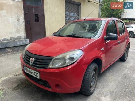 Дачія Sandero 2011 у Львові на Automoto.ua Червоний Дачія Sandero, об'ємом двигуна 1.2 л та пробігом 307 тис. км за 3350 $, фото 1 на Automoto.ua