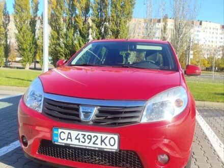 Дачия Сандеро 2011 в Черкассах на Automoto.ua Красный Дачия Сандеро, объемом двигателя 1.2 л и пробегом 143 тыс. км за 5500 $, фото 1 на Automoto.ua