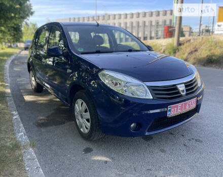 Дачія Sandero, об'ємом двигуна 1.4 л та пробігом 180 тис. км за 4699 $, фото 1 на Automoto.ua