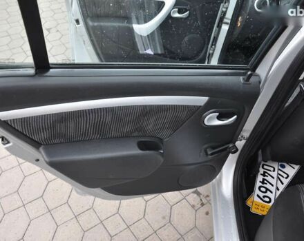 Дачия Сандеро, объемом двигателя 1.2 л и пробегом 116 тыс. км за 4900 $, фото 19 на Automoto.ua