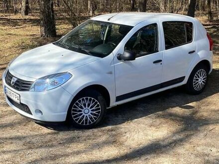 Дачия Сандеро 2009 в Киеве на Automoto.ua Дачия Сандеро, объемом двигателя 1.4 л и пробегом 220 тыс. км за 3950 $, фото 1 на Automoto.ua