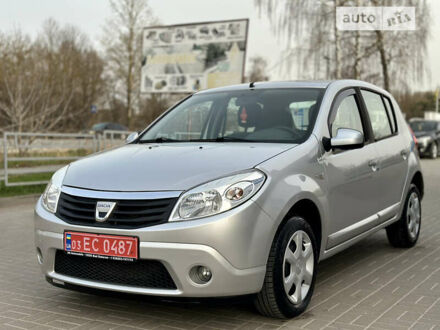 Дачія Sandero, об'ємом двигуна 1.4 л та пробігом 178 тис. км за 5600 $, фото 1 на Automoto.ua