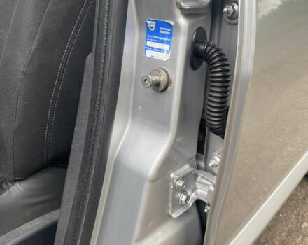 Серый Дачия Сандеро, объемом двигателя 1.4 л и пробегом 164 тыс. км за 4900 $, фото 7 на Automoto.ua