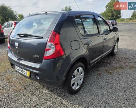 Сірий Дачія Sandero, об'ємом двигуна 1.4 л та пробігом 200 тис. км за 4750 $, фото 12 на Automoto.ua