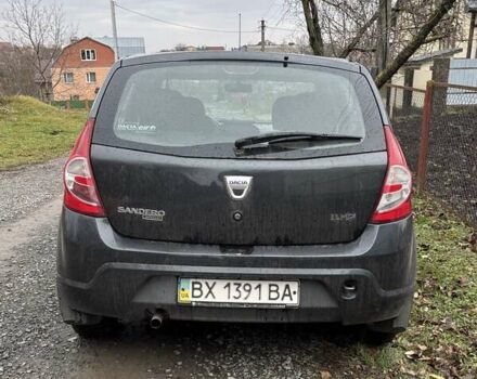 Сірий Дачія Sandero, об'ємом двигуна 1.4 л та пробігом 99 тис. км за 3500 $, фото 4 на Automoto.ua