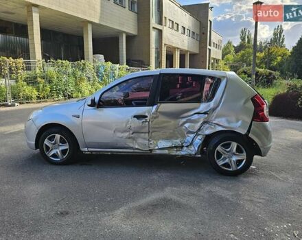 Сірий Дачія Sandero, об'ємом двигуна 1.39 л та пробігом 200 тис. км за 1500 $, фото 5 на Automoto.ua