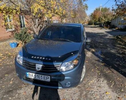 Серый Дачия Сандеро, объемом двигателя 1.39 л и пробегом 210 тыс. км за 4500 $, фото 2 на Automoto.ua