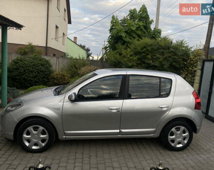 Сірий Дачія Sandero, об'ємом двигуна 1.6 л та пробігом 220 тис. км за 5350 $, фото 4 на Automoto.ua