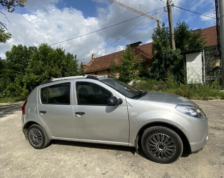 Сірий Дачія Sandero, об'ємом двигуна 1.4 л та пробігом 184 тис. км за 4150 $, фото 2 на Automoto.ua