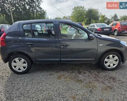 Сірий Дачія Sandero, об'ємом двигуна 1.4 л та пробігом 200 тис. км за 4750 $, фото 4 на Automoto.ua