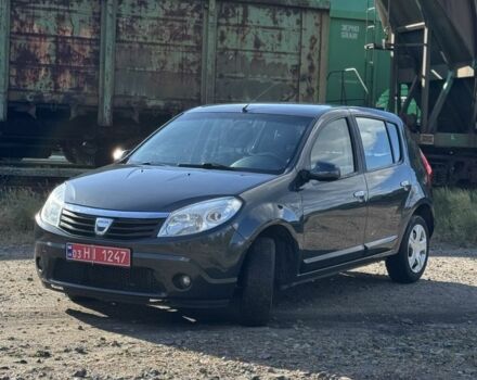 Серый Дачия Сандеро, объемом двигателя 1.4 л и пробегом 173 тыс. км за 5500 $, фото 1 на Automoto.ua
