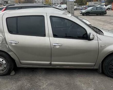 Сірий Дачія Sandero, об'ємом двигуна 1.39 л та пробігом 358 тис. км за 1750 $, фото 7 на Automoto.ua