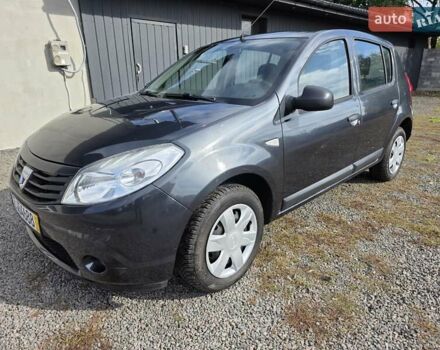 Сірий Дачія Sandero, об'ємом двигуна 1.4 л та пробігом 200 тис. км за 4750 $, фото 10 на Automoto.ua