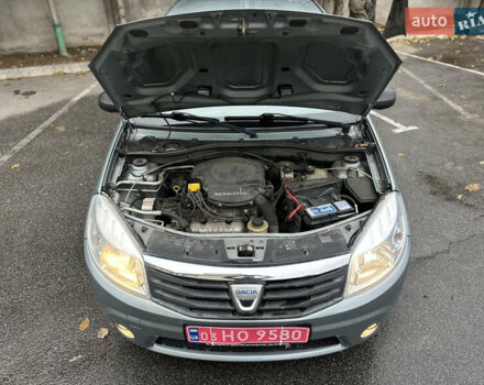 Дачия Сандеро 2008 в Виннице на Automoto.ua Серый Дачия Сандеро, объемом двигателя 1.6 л и пробегом 217 тыс. км за 5300 $, фото 47 на Automoto.ua