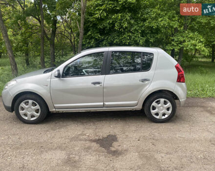 Серый Дачия Сандеро, объемом двигателя 1.4 л и пробегом 164 тыс. км за 4900 $, фото 2 на Automoto.ua