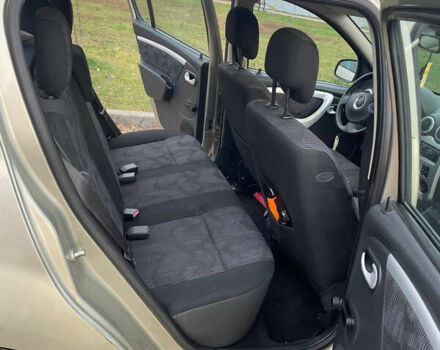 Серый Дачия Сандеро, объемом двигателя 1.4 л и пробегом 147 тыс. км за 4500 $, фото 8 на Automoto.ua