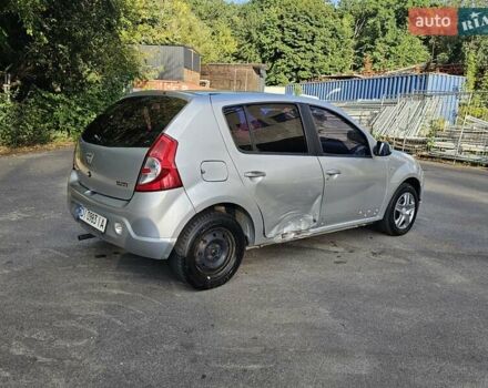 Сірий Дачія Sandero, об'ємом двигуна 1.39 л та пробігом 200 тис. км за 1500 $, фото 1 на Automoto.ua