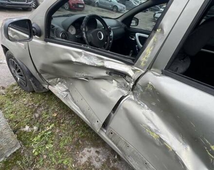 Сірий Дачія Sandero, об'ємом двигуна 1.39 л та пробігом 358 тис. км за 1750 $, фото 4 на Automoto.ua