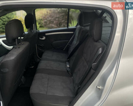 Сірий Дачія Sandero, об'ємом двигуна 1.6 л та пробігом 220 тис. км за 5350 $, фото 33 на Automoto.ua