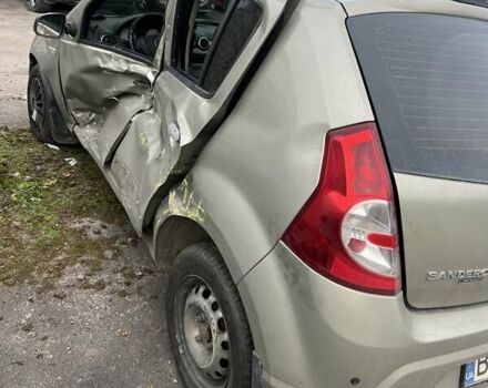 Сірий Дачія Sandero, об'ємом двигуна 1.39 л та пробігом 358 тис. км за 1750 $, фото 2 на Automoto.ua