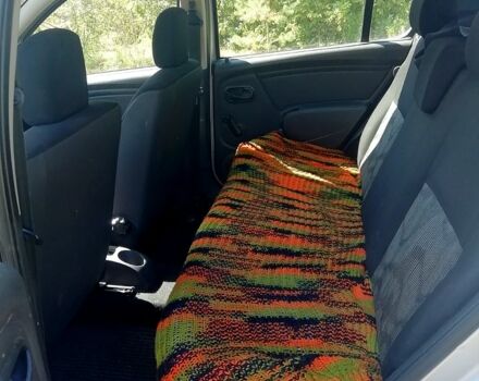 Серый Дачия Сандеро, объемом двигателя 1.4 л и пробегом 170 тыс. км за 4100 $, фото 2 на Automoto.ua