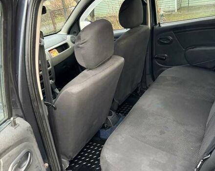 Сірий Дачія Sandero, об'ємом двигуна 1.4 л та пробігом 99 тис. км за 3500 $, фото 7 на Automoto.ua