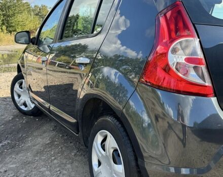 Серый Дачия Сандеро, объемом двигателя 1.4 л и пробегом 173 тыс. км за 5500 $, фото 4 на Automoto.ua